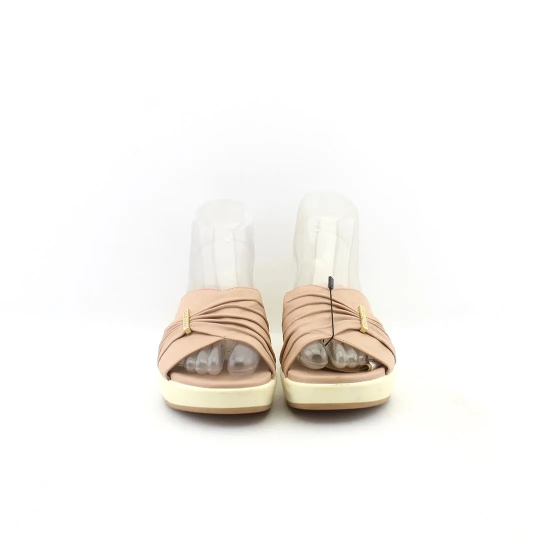 COLE HAAN MADE IN VEITNAM