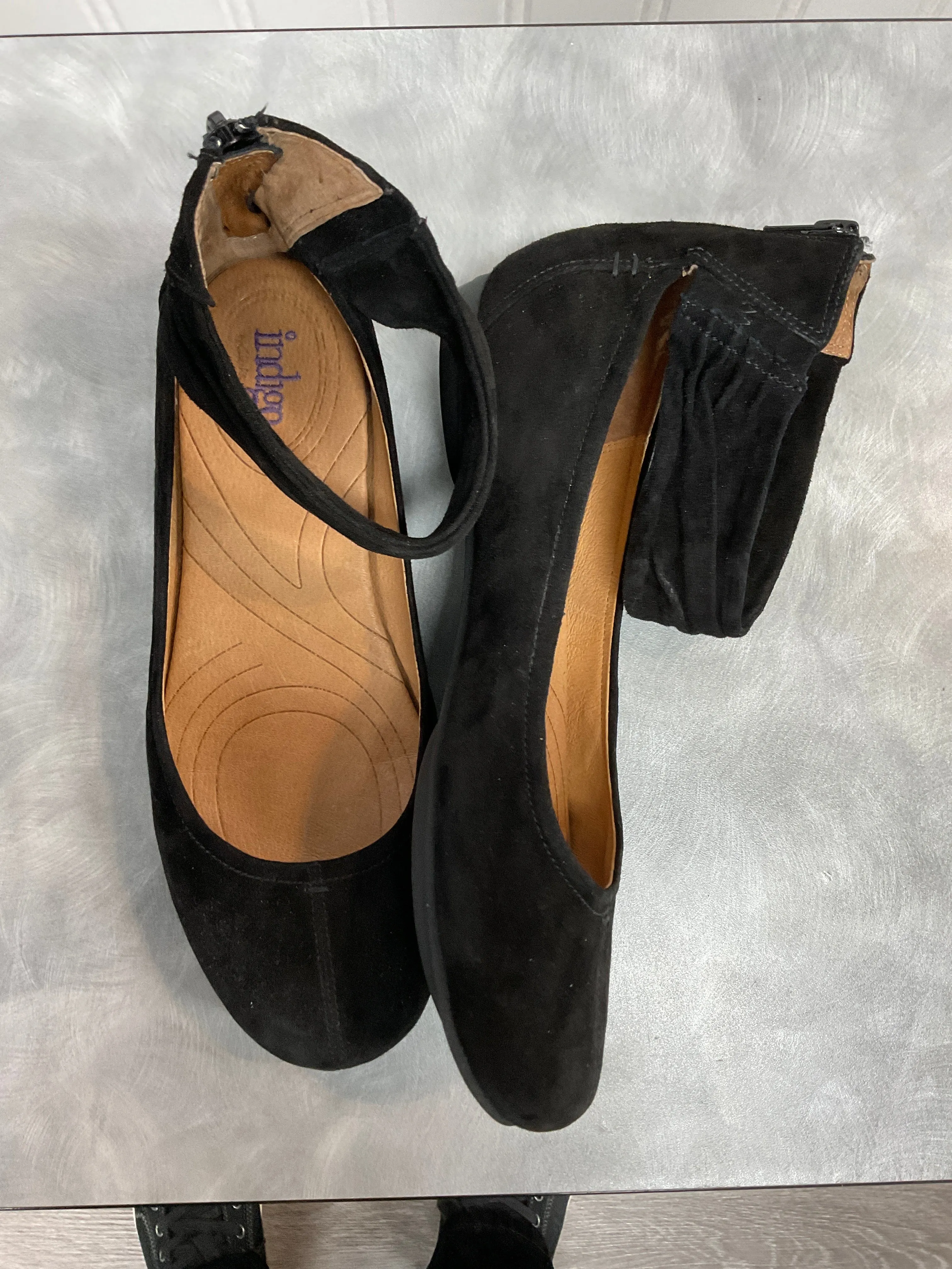 Shoes Flats By Clarks In Black, Size:9